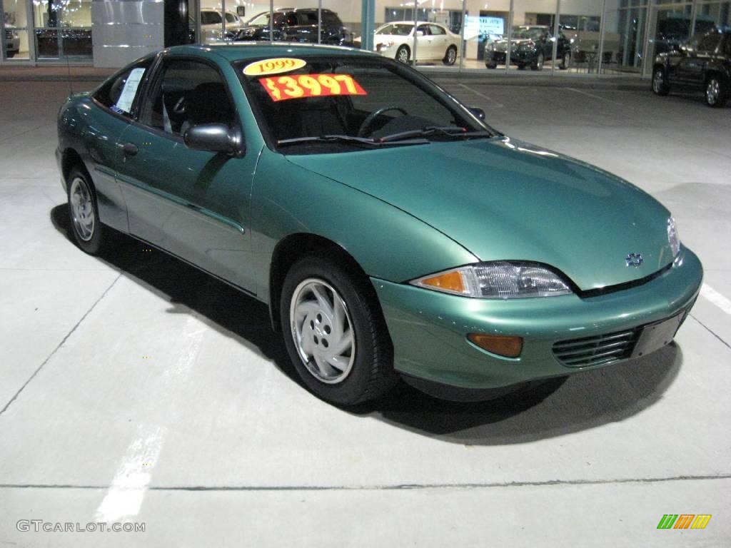 1999 Cavalier Coupe - Medium Green Metallic / Graphite photo #1