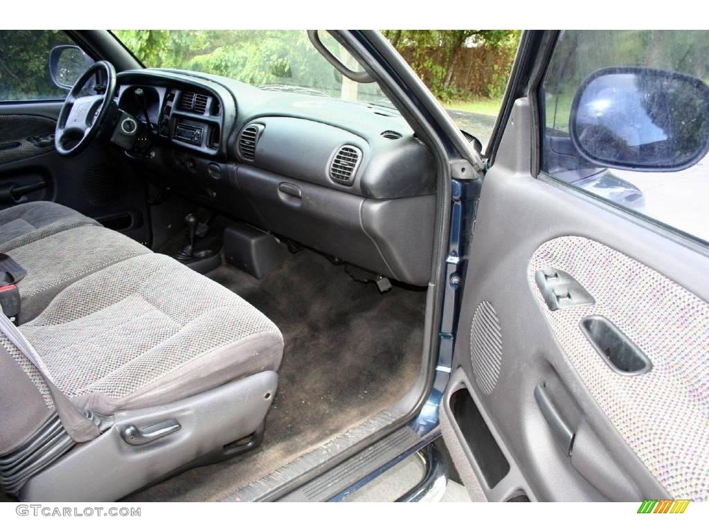 2000 Ram 1500 SLT Extended Cab 4x4 - Intense Blue Pearlcoat / Mist Gray photo #26