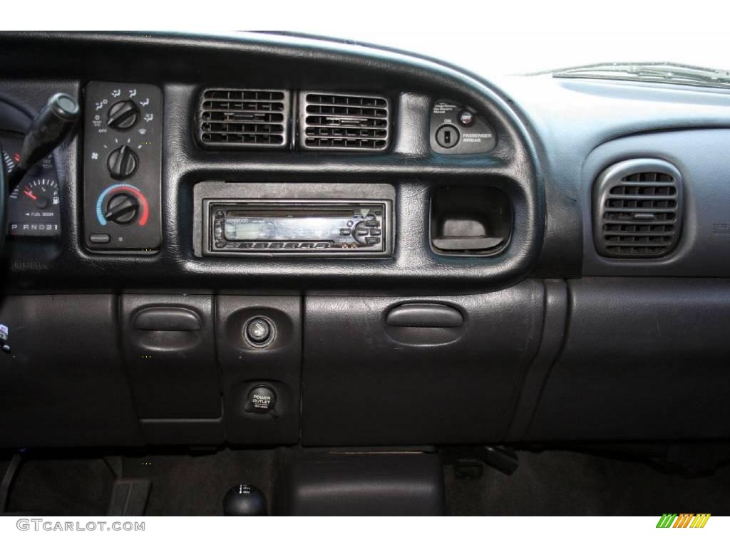 2000 Ram 1500 SLT Extended Cab 4x4 - Intense Blue Pearlcoat / Mist Gray photo #48
