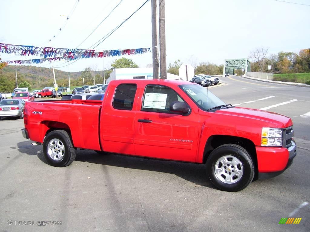 2009 Silverado 1500 LT Extended Cab 4x4 - Victory Red / Ebony photo #6