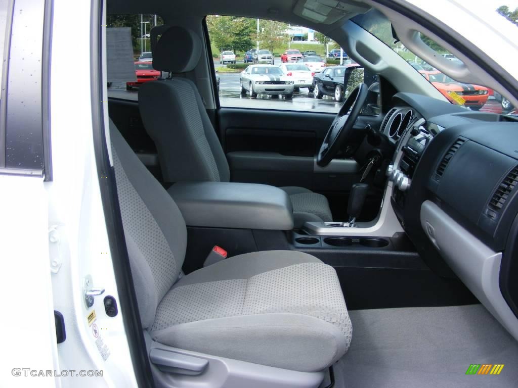 2007 Tundra SR5 TRD Double Cab - Super White / Graphite Gray photo #21