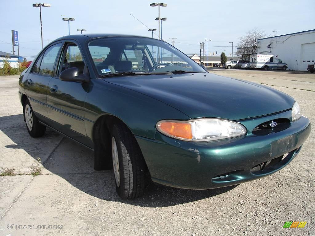 1999 Escort SE Sedan - Tropic Green Metallic / Medium Graphite photo #7
