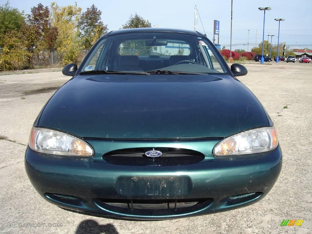 1999 Escort SE Sedan - Tropic Green Metallic / Medium Graphite photo #8