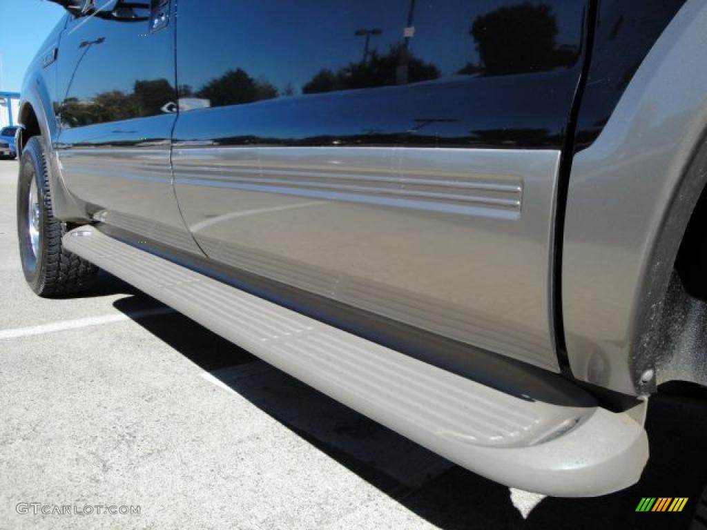 2001 Excursion Limited 4x4 - Black / Medium Parchment photo #10