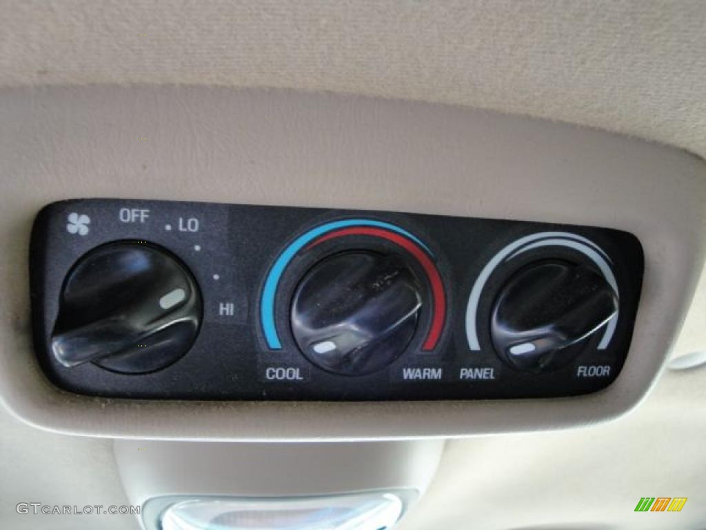 2001 Excursion Limited 4x4 - Black / Medium Parchment photo #25