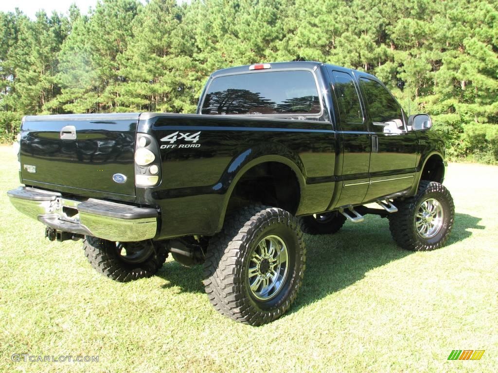 2000 F250 Super Duty XLT Extended Cab 4x4 - Black / Medium Graphite photo #12