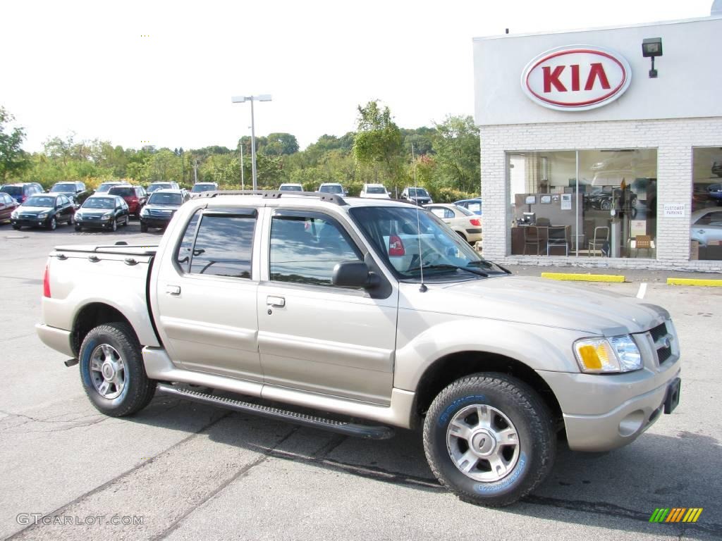 2004 Explorer Sport Trac XLT 4x4 - Pueblo Gold Metallic / Medium Pebble/Dark Pebble photo #1