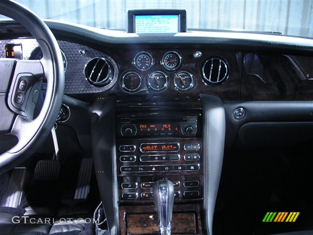 2006 Arnage T Mulliner - Silver Tempest / Beluga photo #8