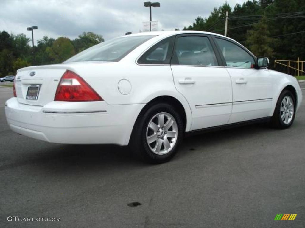 2005 Five Hundred SEL - Oxford White / Shale Grey photo #5