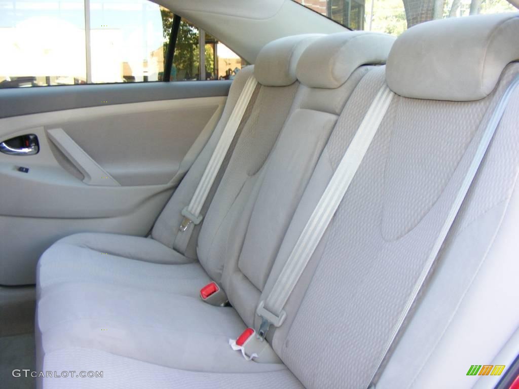 2010 Camry LE - Barcelona Red Metallic / Ash Gray photo #7