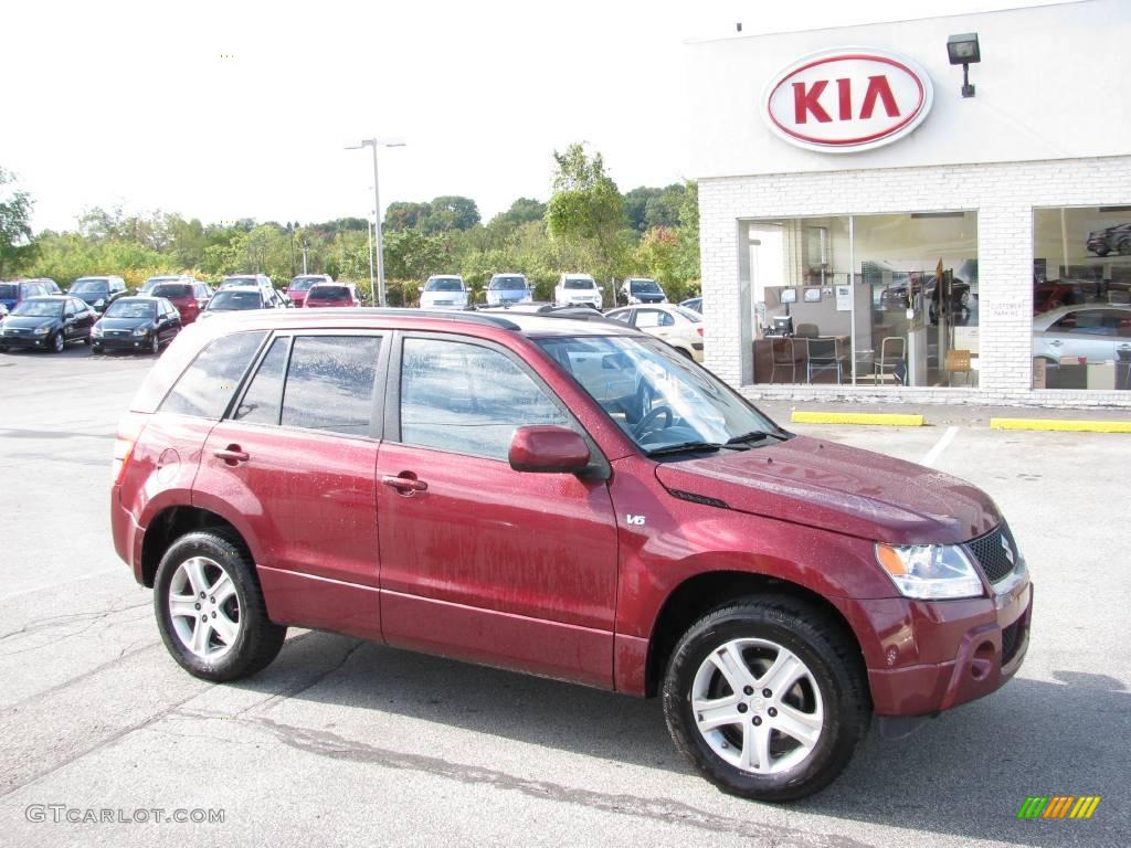 Shining Red Pearl Suzuki Grand Vitara