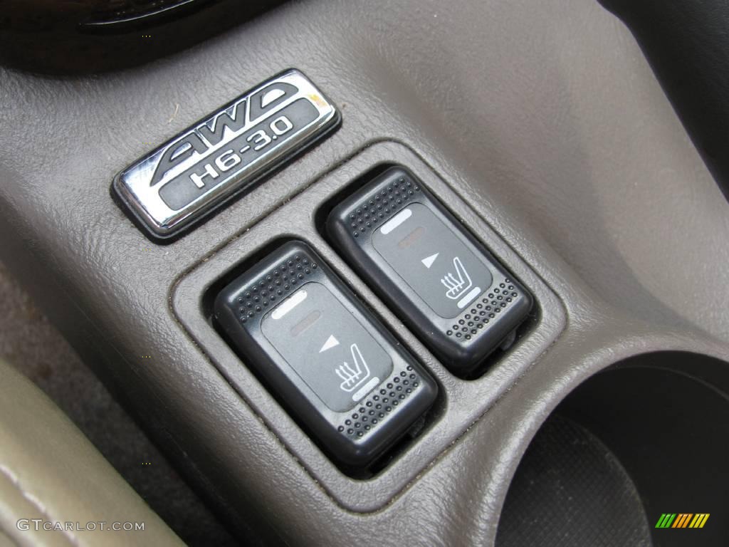 2004 Outback H6 3.0 Sedan - Silver Stone Metallic / Beige photo #13