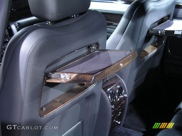 2006 Arnage T Mulliner - Silver Tempest / Beluga photo #14