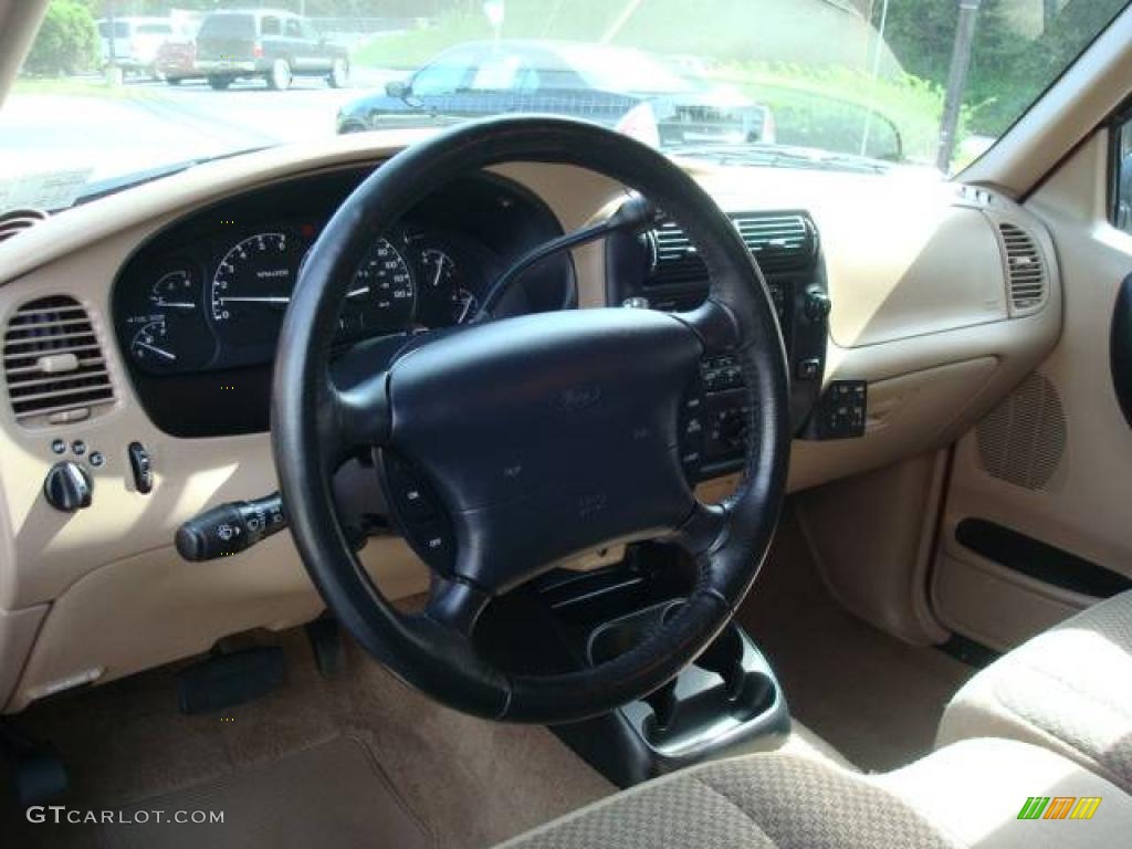 1999 Ranger XLT Extended Cab 4x4 - Toreador Red Metallic / Medium Prairie Tan photo #10