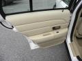 Vibrant White - Crown Victoria LX Photo No. 8