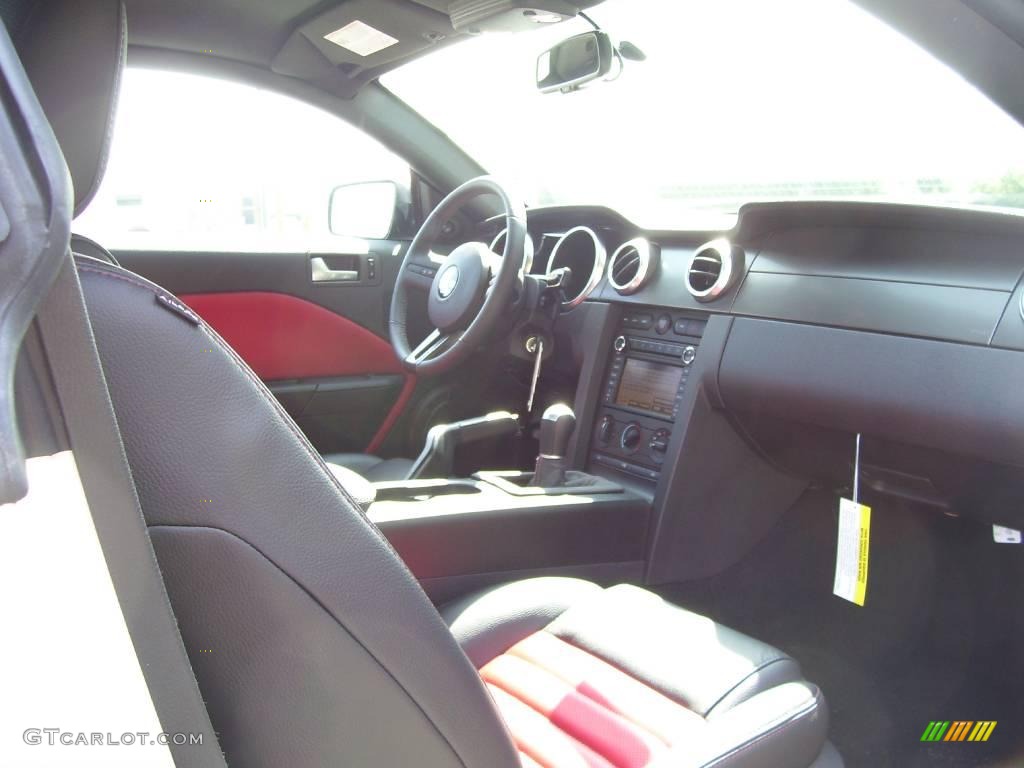 Dark Charcoal/Red Interior 2009 Ford Mustang Shelby GT500 Coupe Photo #19411765