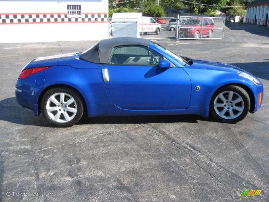 2005 350Z Touring Roadster - Daytona Blue Metallic / Frost photo #7