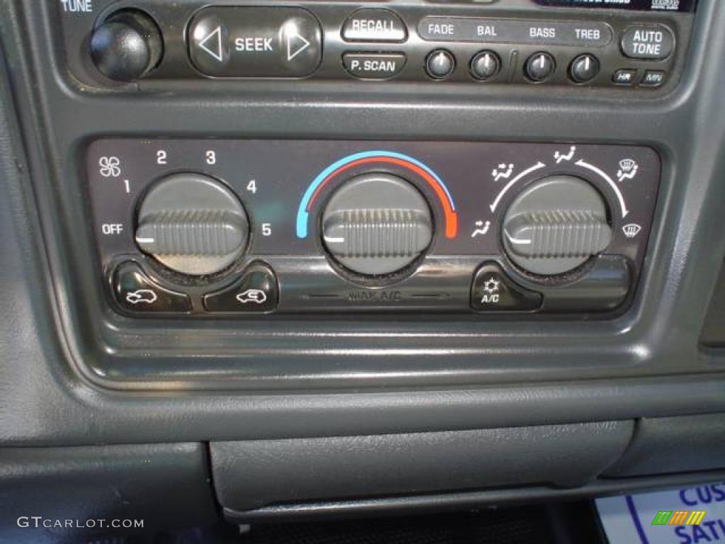 2002 Sierra 1500 SL Regular Cab - Summit White / Graphite photo #23