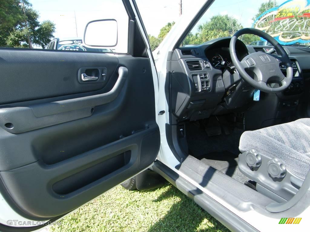 1999 CR-V EX 4WD - Taffeta White / Charcoal photo #13