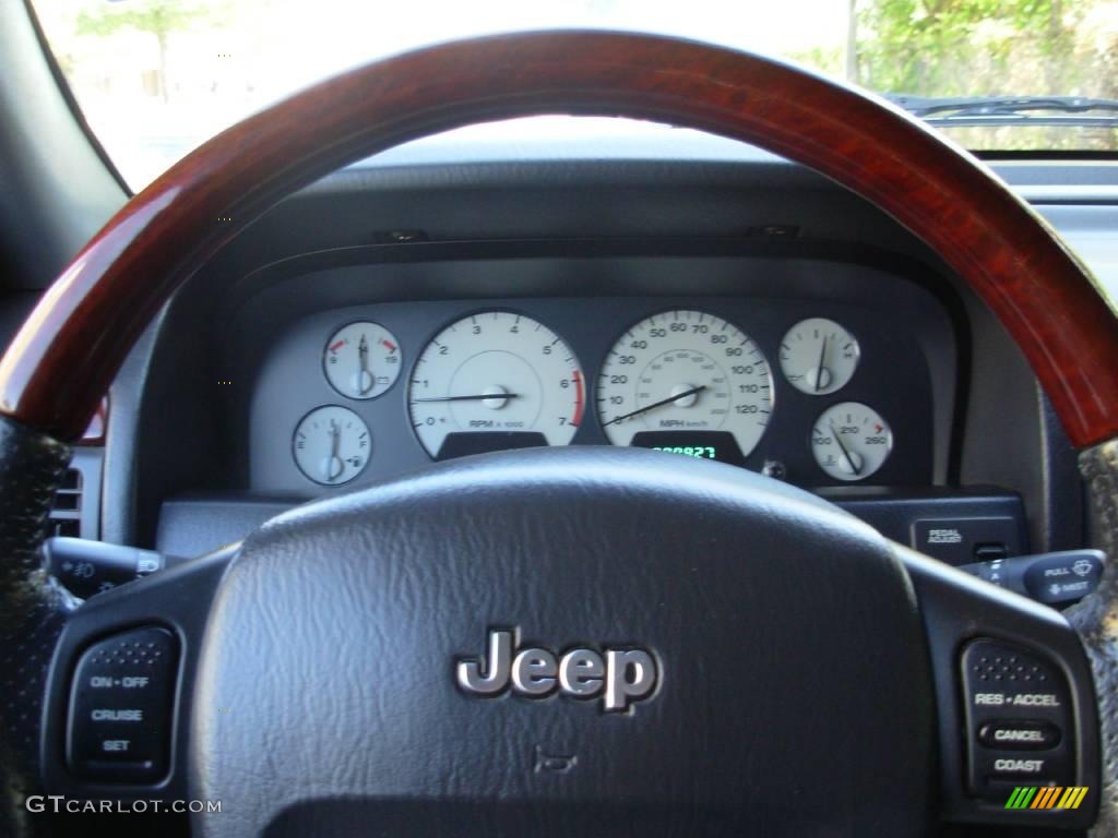 2002 Grand Cherokee Overland 4x4 - Inferno Red Tinted Pearlcoat / Dark Slate Gray/Light Slate Gray photo #17