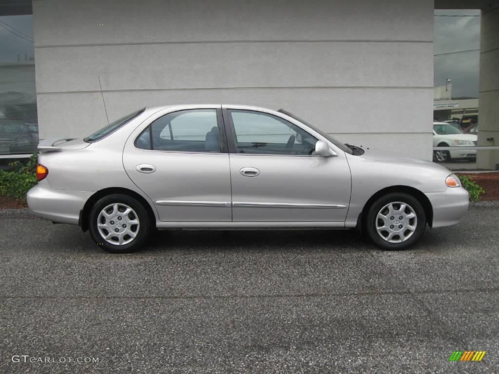 2000 Elantra GLS Sedan - Sandalwood / Gray photo #2