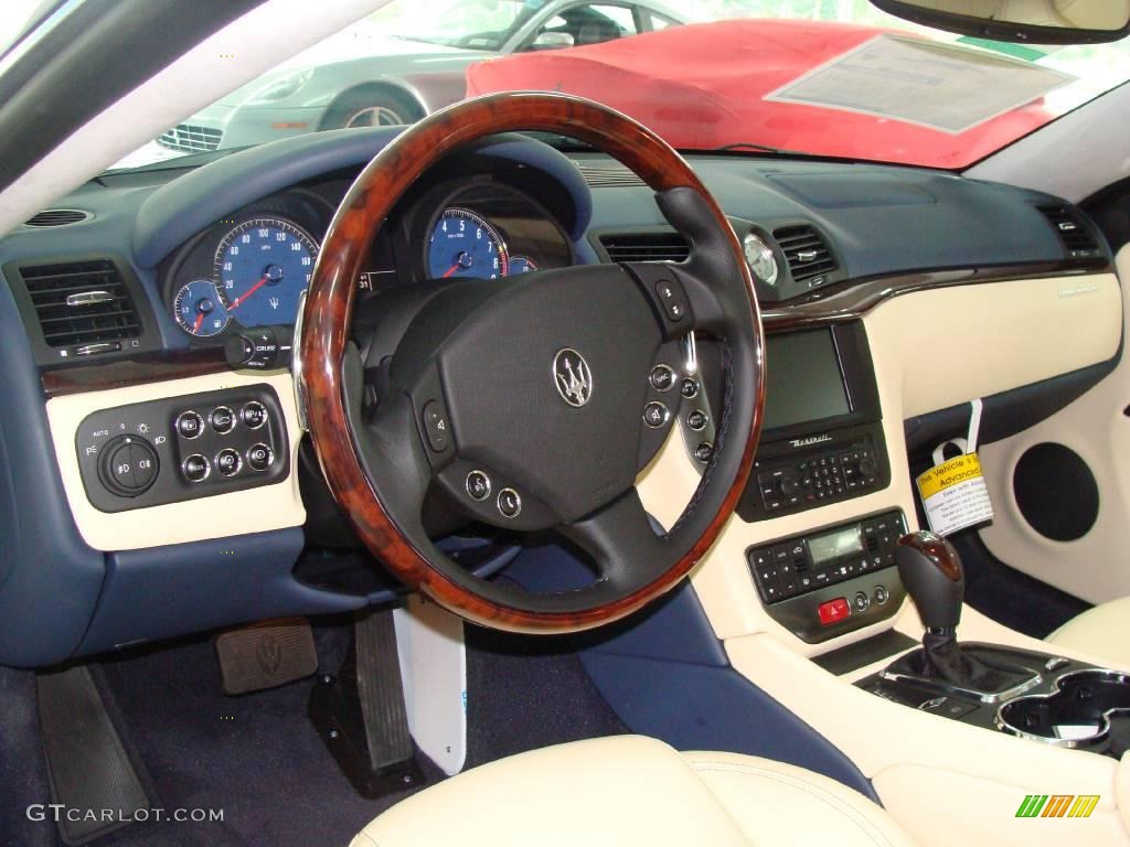 2009 Maserati GranTurismo Standard GranTurismo Model Avorio Steering Wheel Photo #19434159