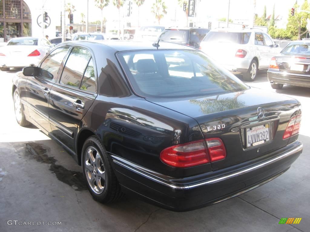 2002 E 320 Sedan - Black / Charcoal photo #5