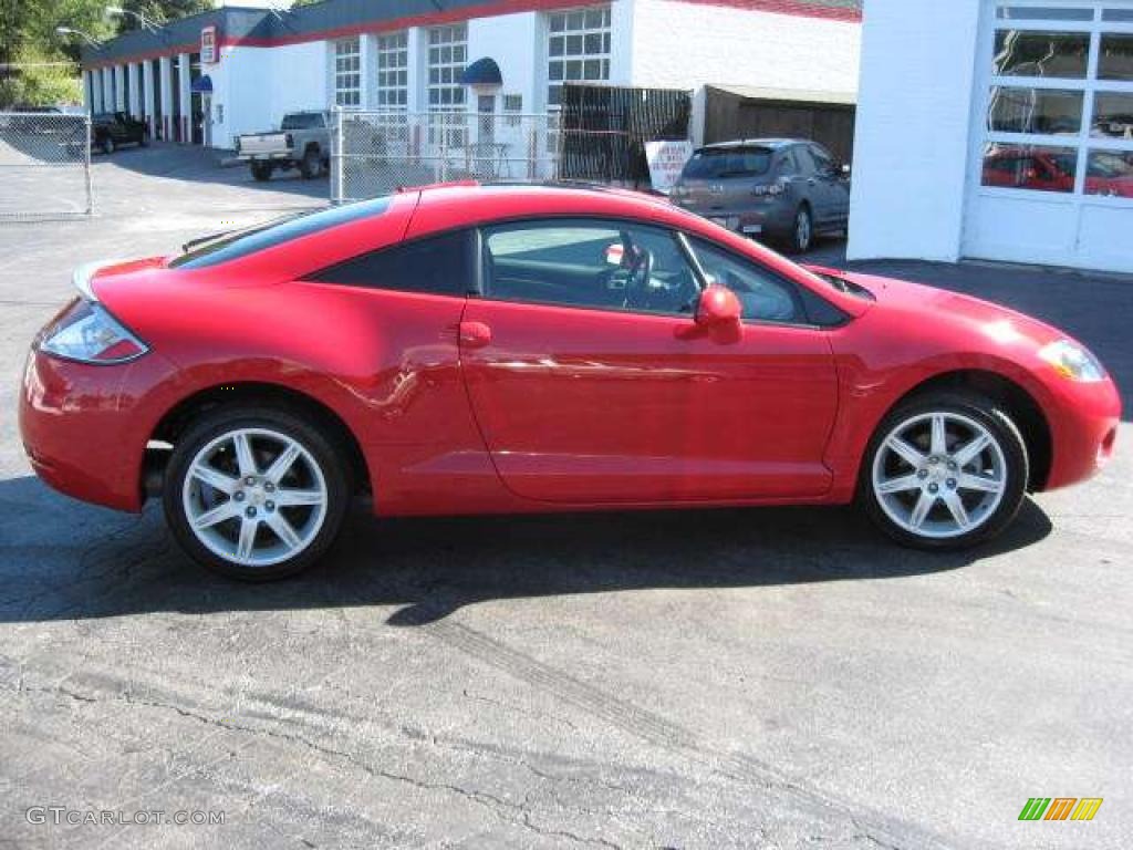 2007 Eclipse GT Coupe - Pure Red / Dark Charcoal photo #12