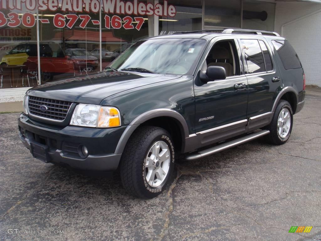 2002 Explorer XLT 4x4 - Dark Highland Green Metallic / Medium Parchment photo #2