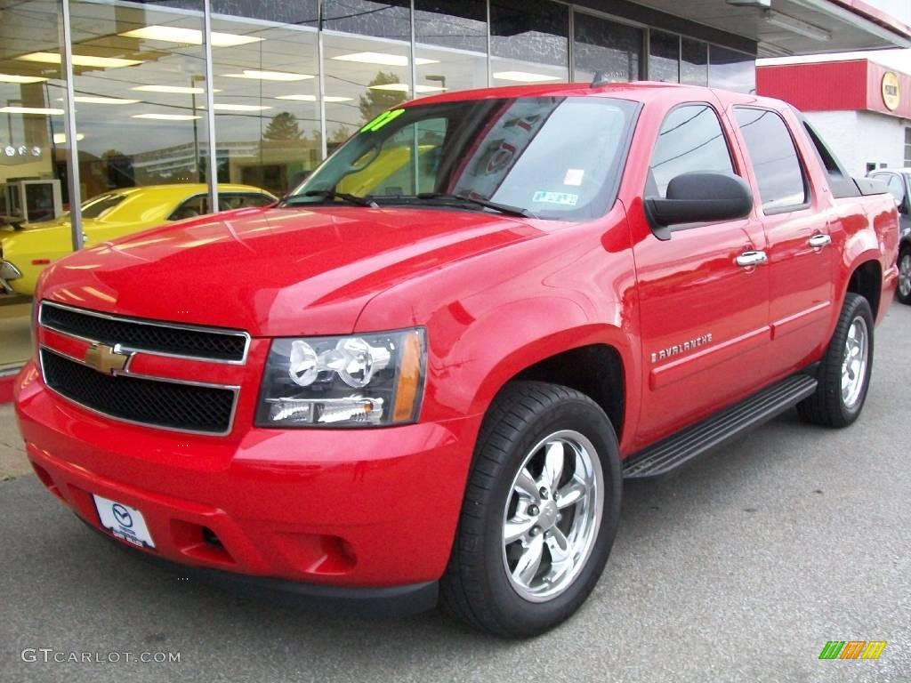 Victory Red Chevrolet Avalanche