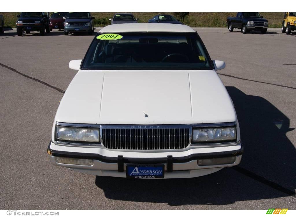1991 LeSabre Limited Sedan - White / Blue photo #2