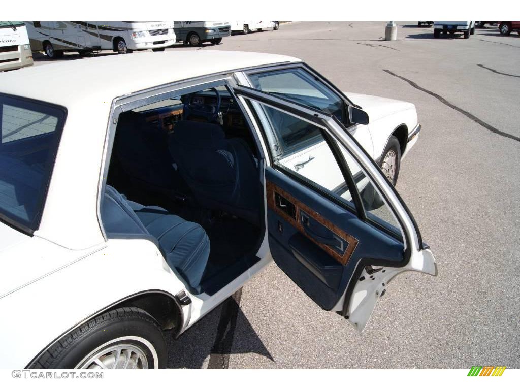 1991 LeSabre Limited Sedan - White / Blue photo #27