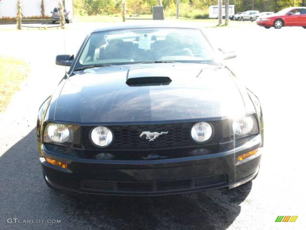 2007 Mustang GT Deluxe Coupe - Black / Dark Charcoal photo #3