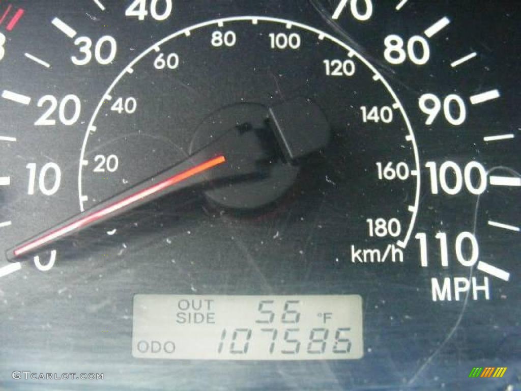 2005 Corolla LE - Silver Streak Mica / Light Gray photo #17