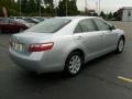 Titanium Metallic - Camry XLE Photo No. 4
