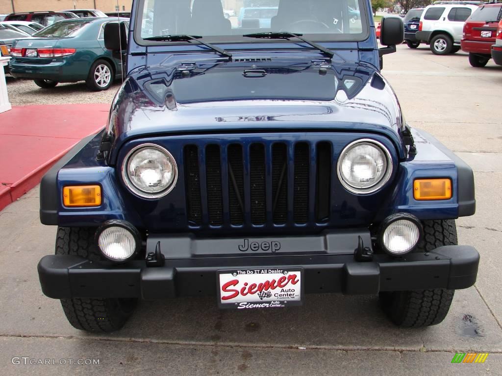 2004 Wrangler Sport 4x4 - Patriot Blue Pearl / Dark Slate Gray photo #3