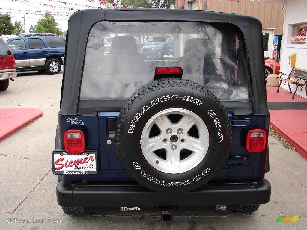 2004 Wrangler Sport 4x4 - Patriot Blue Pearl / Dark Slate Gray photo #5