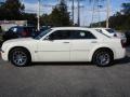 Cool Vanilla - 300 C HEMI Photo No. 5