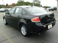 Black - Focus SE Sedan Photo No. 2
