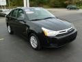 Black - Focus SE Sedan Photo No. 6