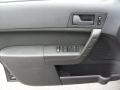Black - Focus SE Sedan Photo No. 12