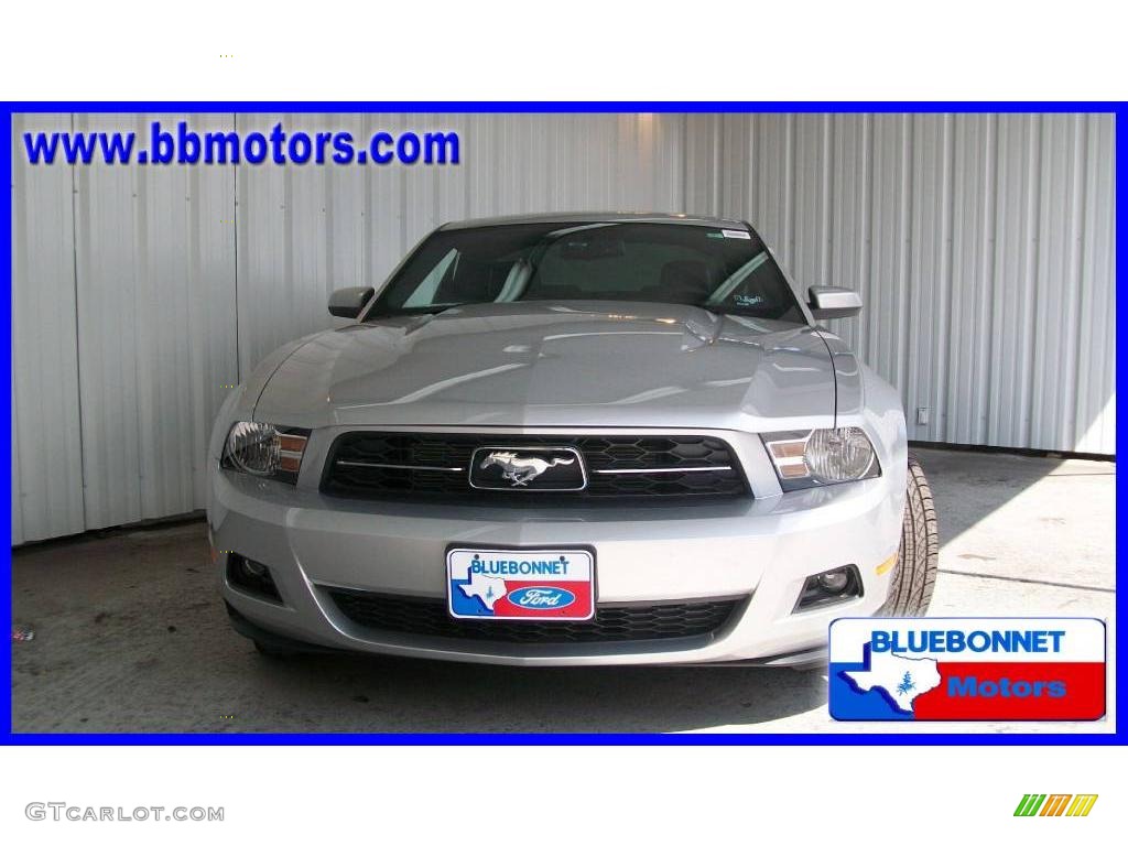 2010 Mustang V6 Premium Coupe - Brilliant Silver Metallic / Charcoal Black photo #2