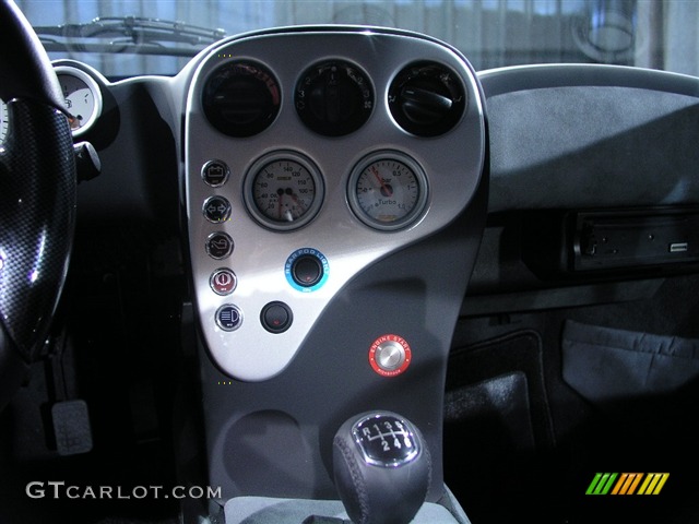 2007 Noble M400 Standard M400 Model Controls Photos