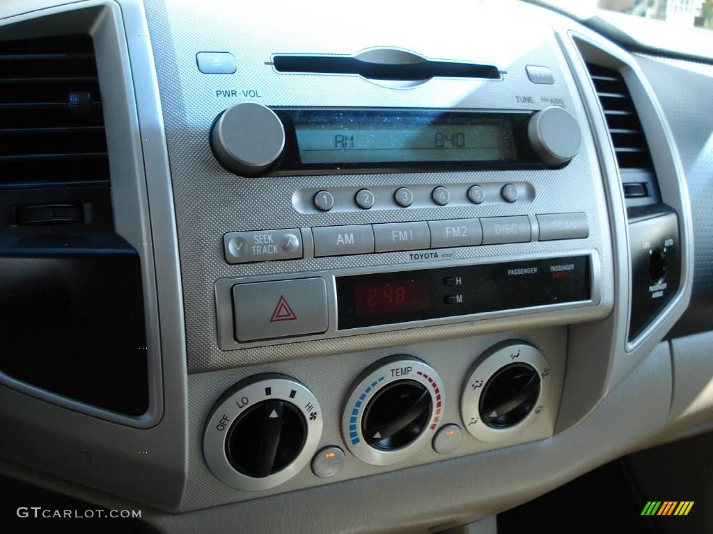 2006 Tacoma V6 PreRunner Access Cab - Impulse Red Pearl / Graphite Gray photo #9