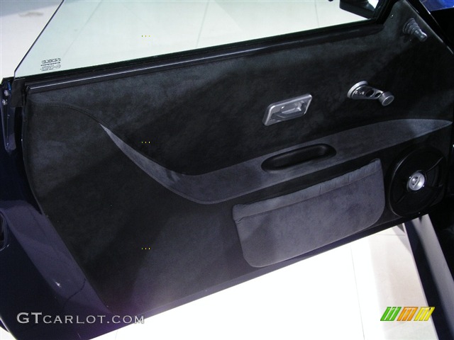 2007 Noble M400 Standard M400 Model Door Panel Photos