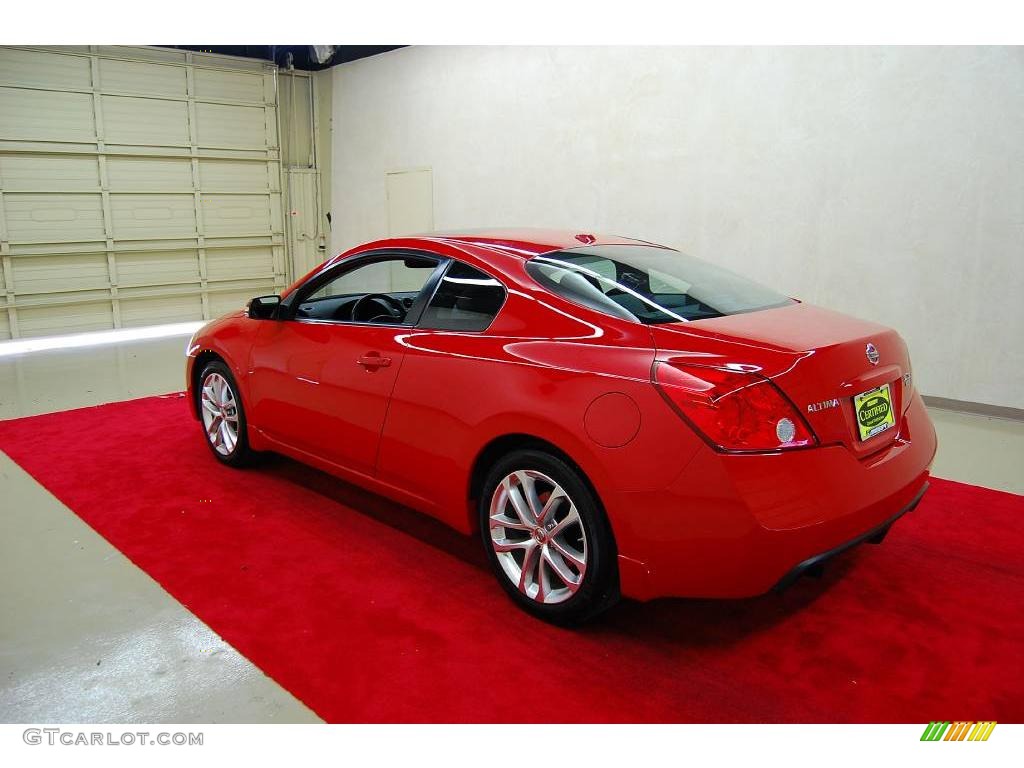 2009 Altima 3.5 SE Coupe - Code Red Metallic / Charcoal photo #4