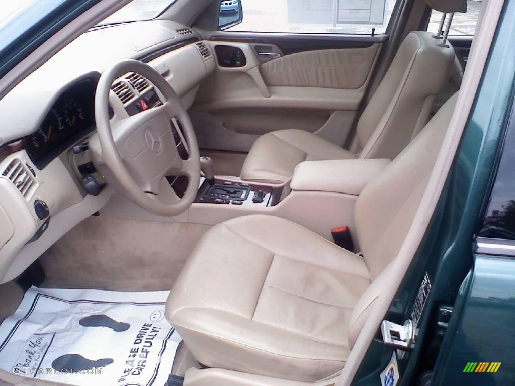 1998 E 320 Sedan - Brilliant Emerald Green Metallic / Parchment photo #8