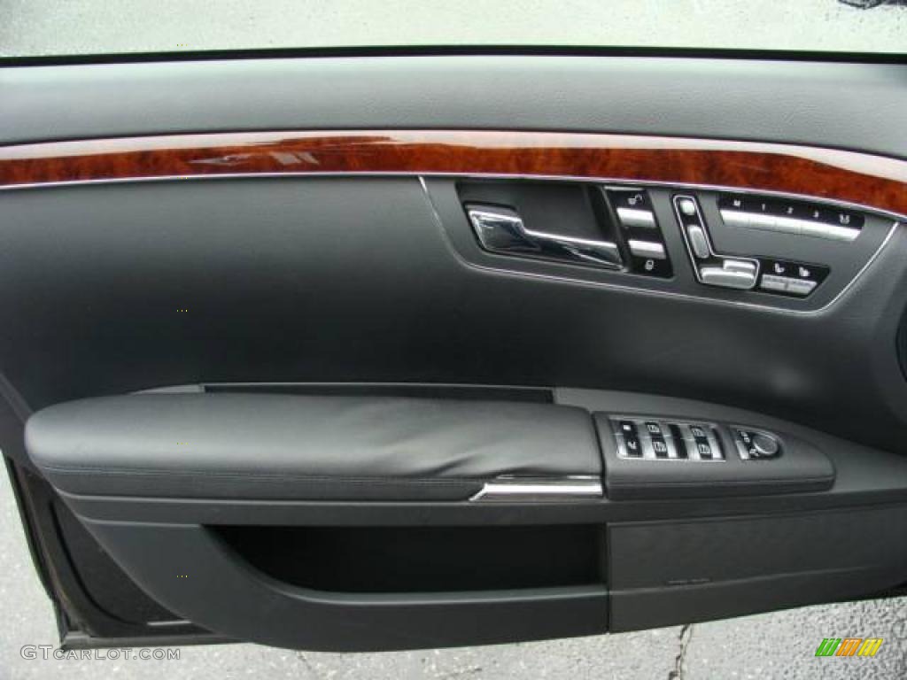 2008 S 550 4Matic Sedan - Black / Black photo #7