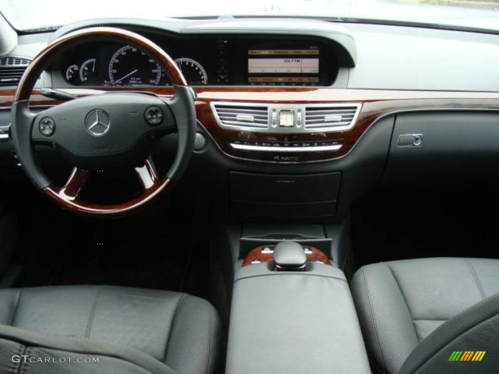 2008 S 550 4Matic Sedan - Black / Black photo #10