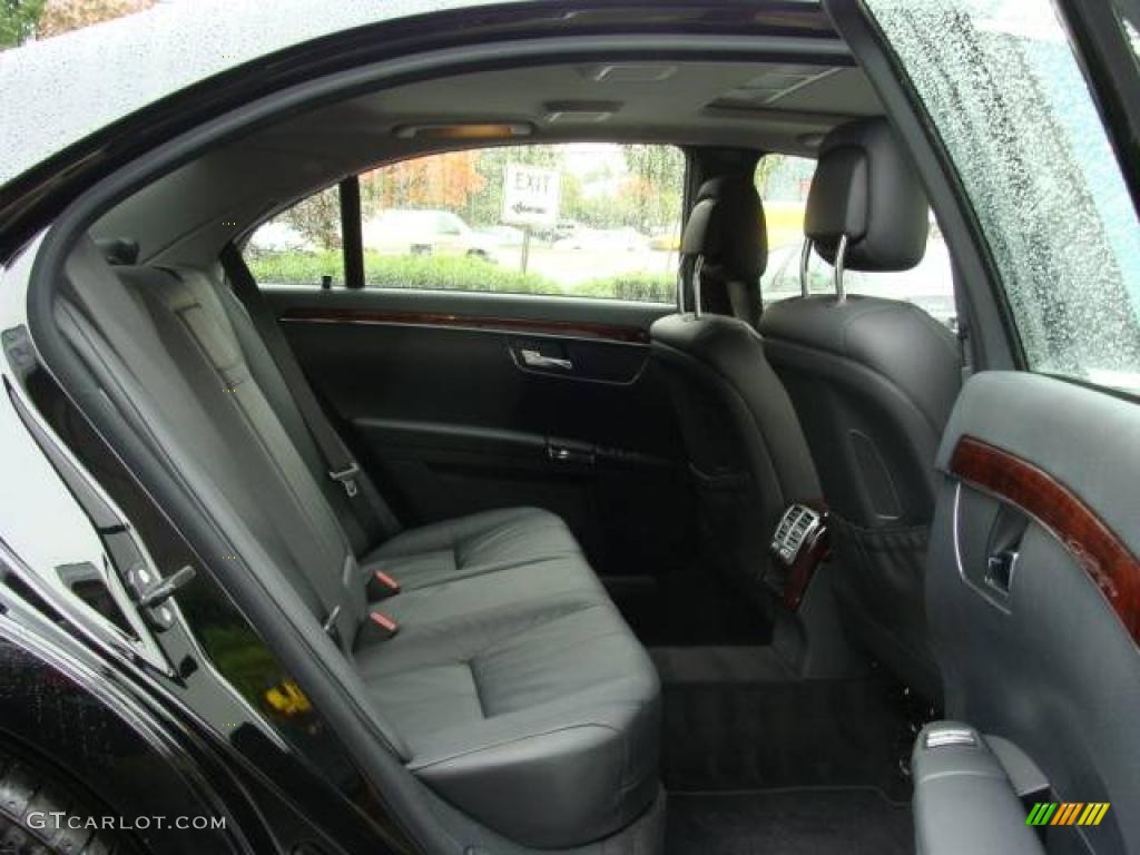 2008 S 550 4Matic Sedan - Black / Black photo #13